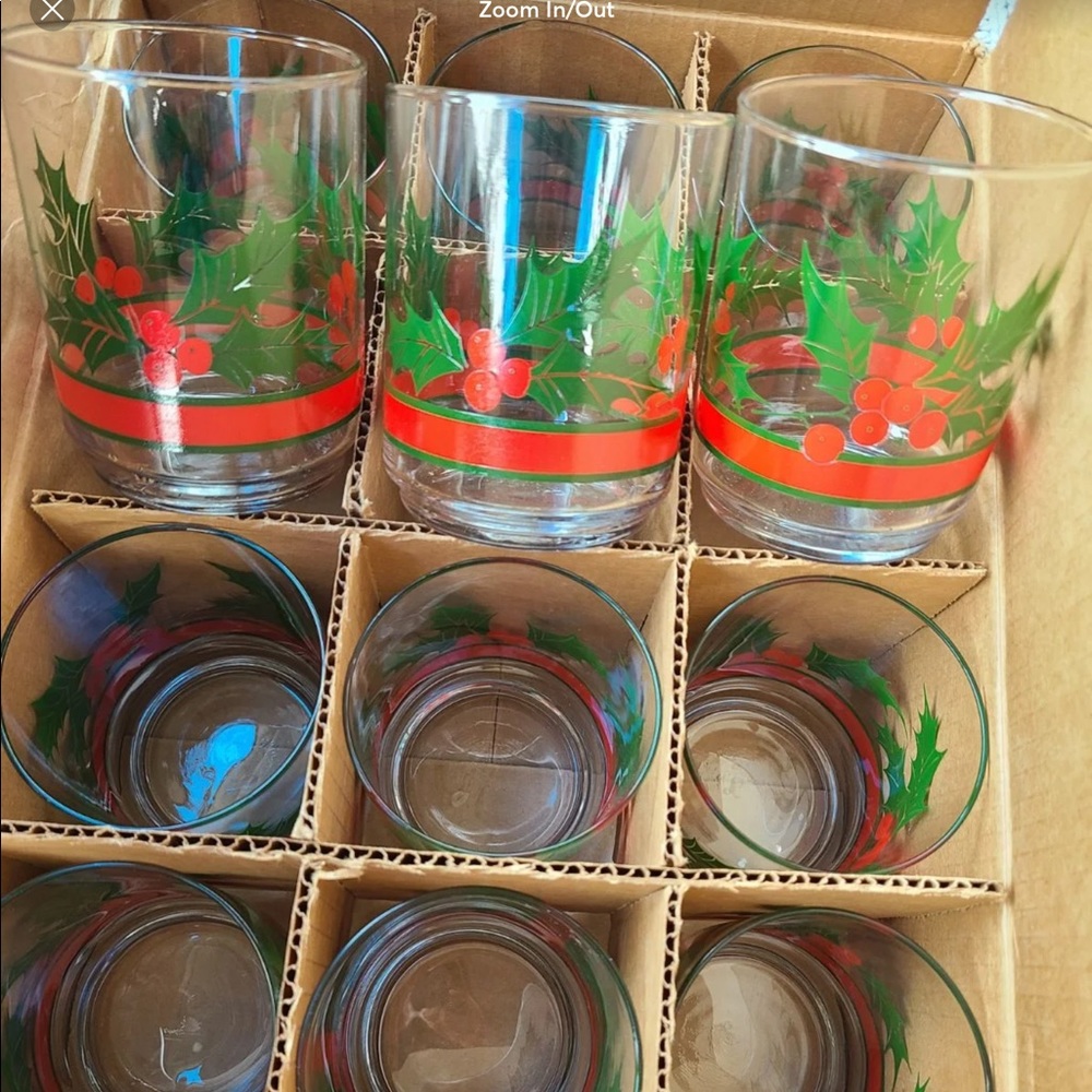 🌿12 Perfect VTG Libbey Holly & Berries Glasses🌿